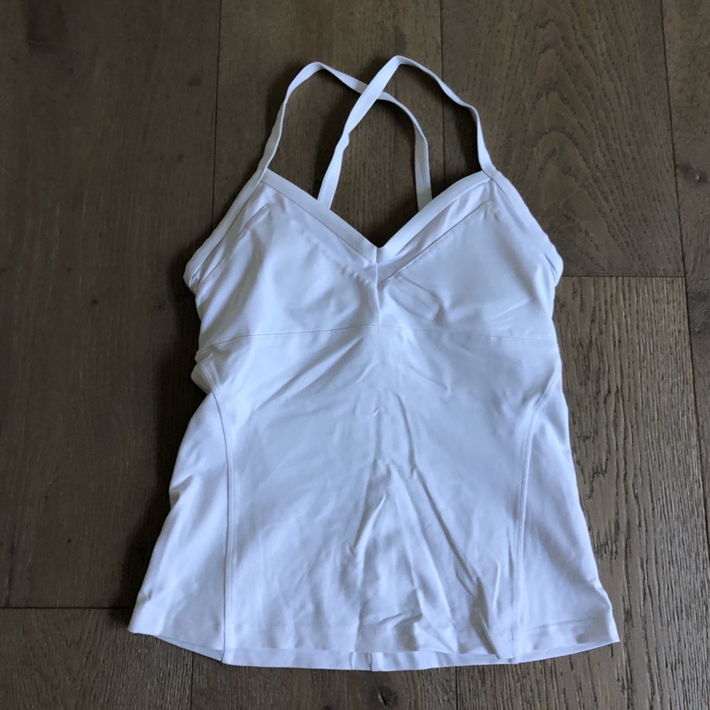 Alo criss cross white tank with built in bra